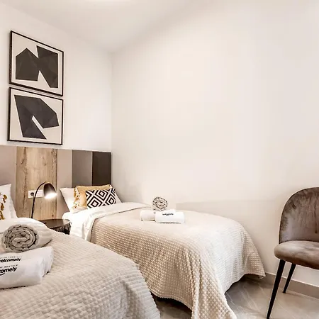 Apartamento Royal Ii With Rooftop Pool -by Welcomely Torrevieja